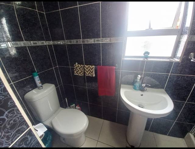 3 BEDROOM HOUSE FOR SALE IN WOODLANDS